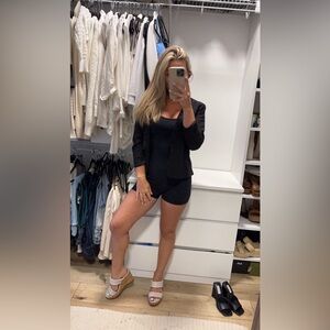 Cropped everyday blazer